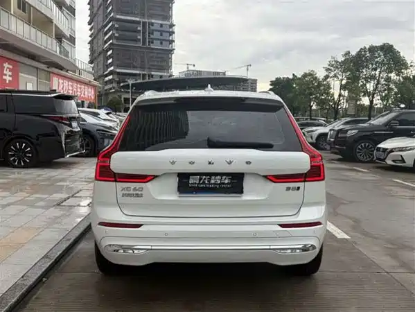 Volvo XC60 2024