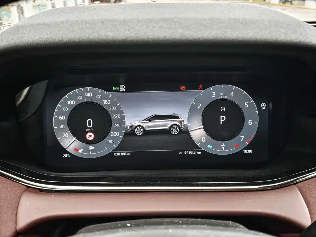 Land Rover Evoque 2024 — фото 15