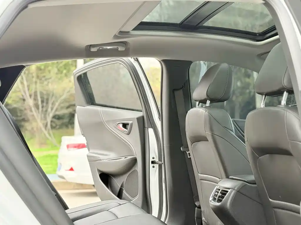 Chevrolet Malibu XL 2023 — фото 14