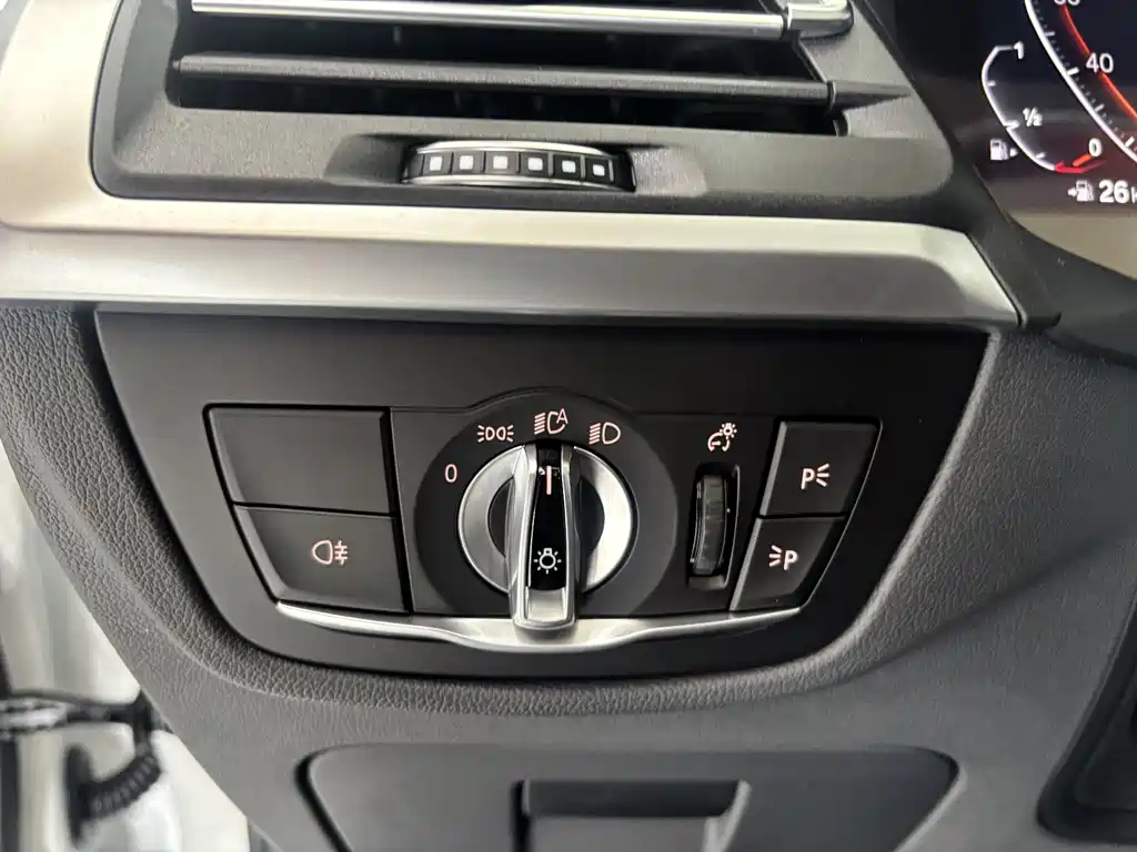 BMW X3 2021 — фото 14