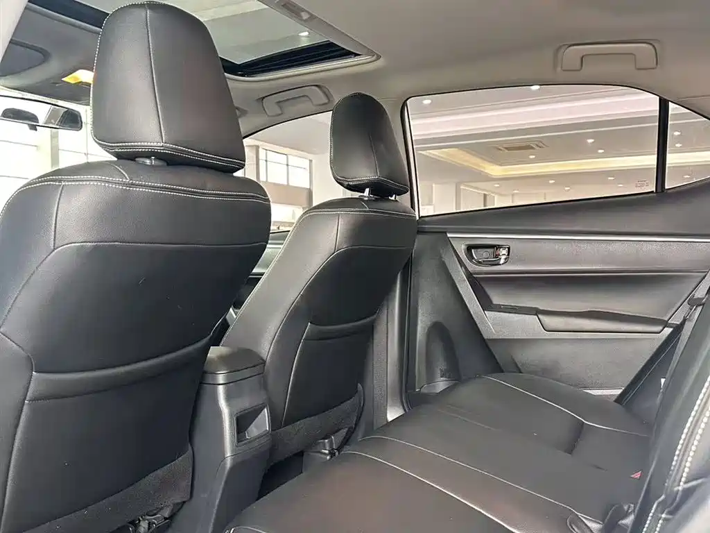 Toyota Corolla 2019 — фото 14