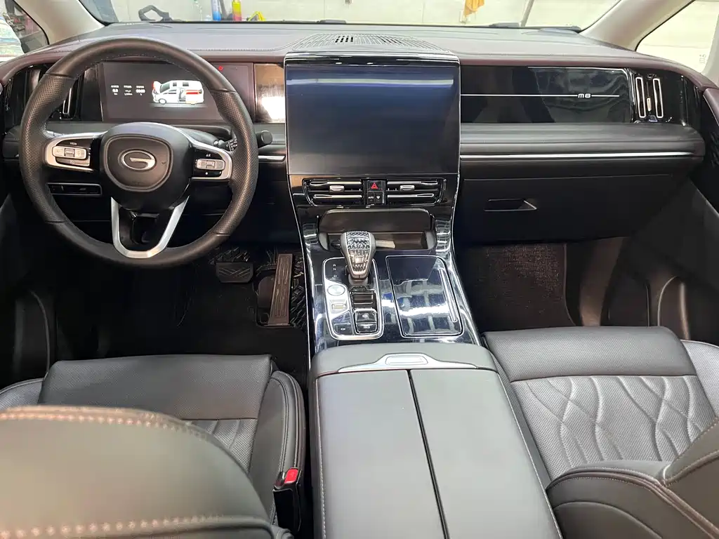 GAC Motor Trumpchi M8 2025 — фото 13