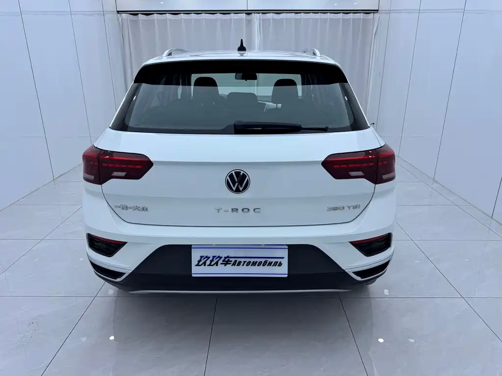 Volkswagen T-Roc 2023 — фото 5