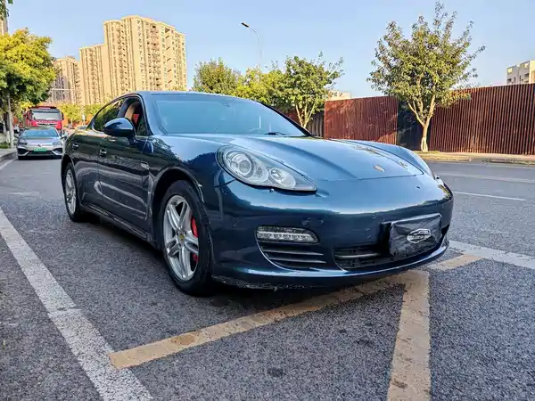 Porsche Panamera 2010