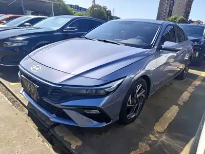 Hyundai Elantra 2024