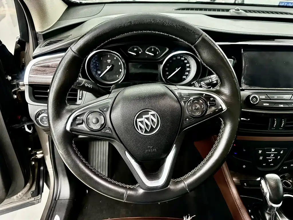 Buick Envision Plus 2017 — фото 17