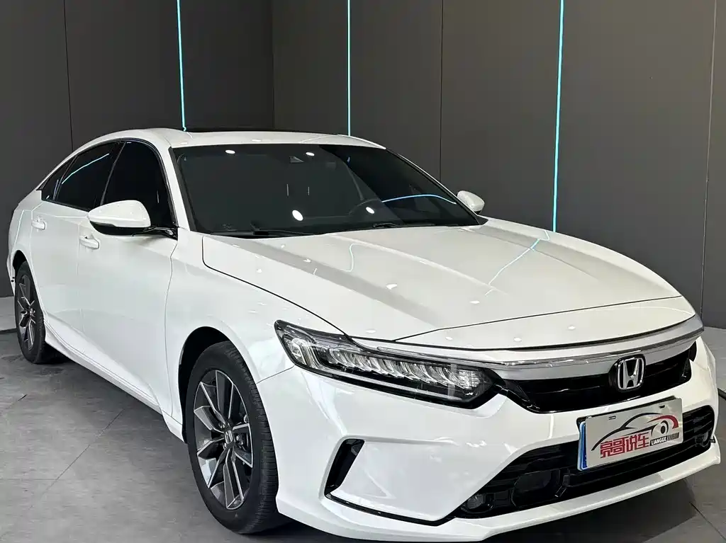 Honda Inspire 2022 — фото 3
