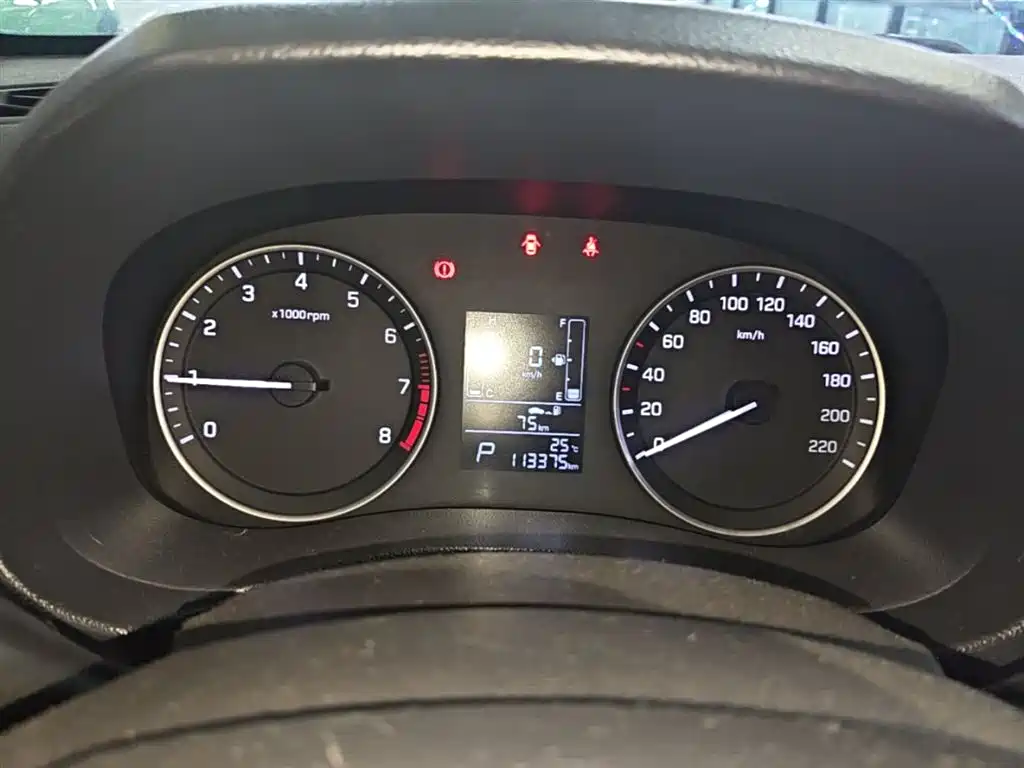 Hyundai ix25 2016 — фото 12