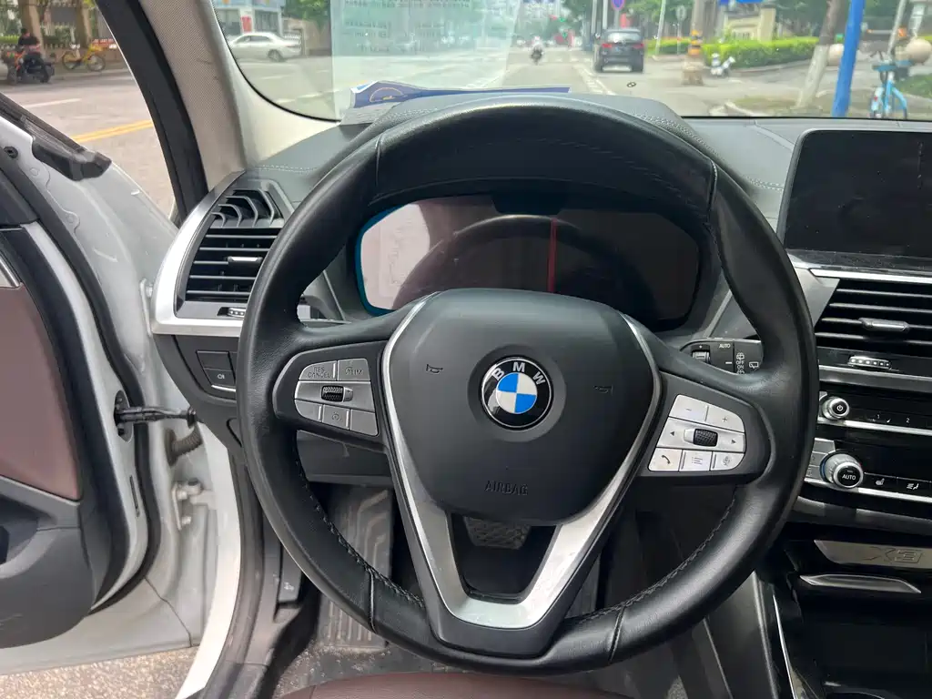 BMW X3 2020 — фото 24
