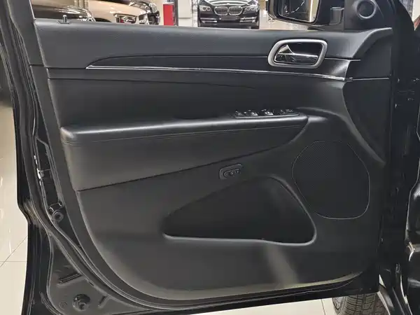 Jeep Grand Cherokee 2019