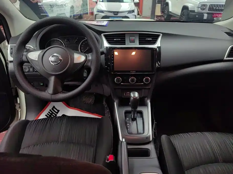 Nissan Sylphy 2019 — фото 12