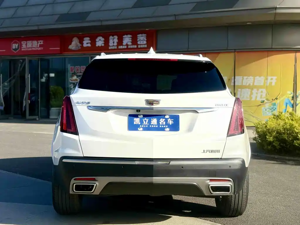 Cadillac XT5 2022 — фото 5