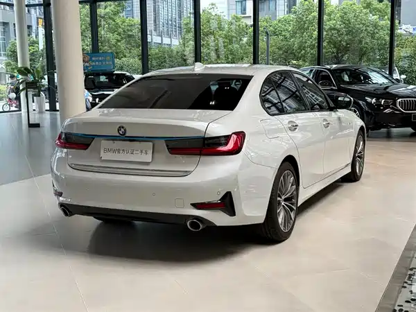 BMW 3 Series 2020