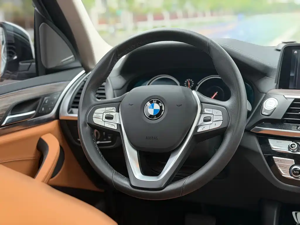 BMW X3 2019 — фото 12