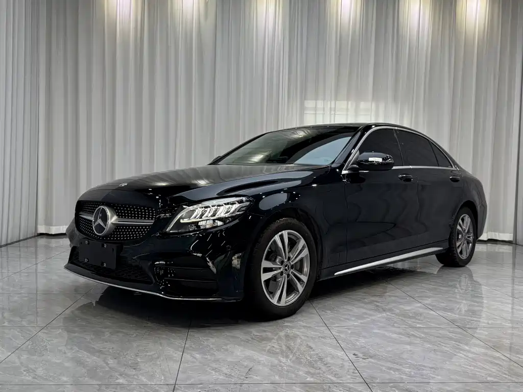 Mercedes-Benz C-Class 2021