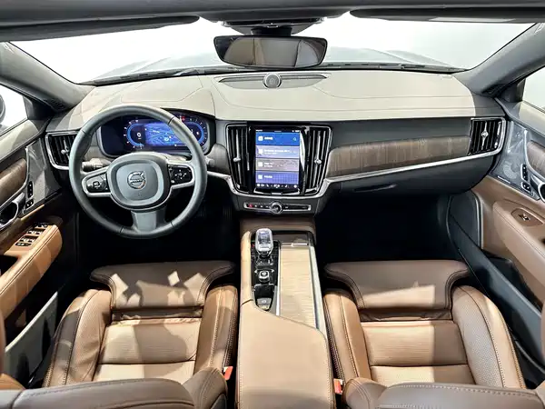 Volvo S90 2021