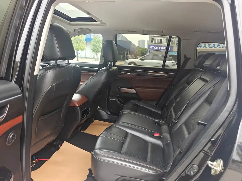GAC Motor Trumpchi GS8 2018 — фото 5