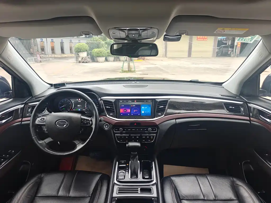 GAC Motor Trumpchi GS8 2018 — фото 7