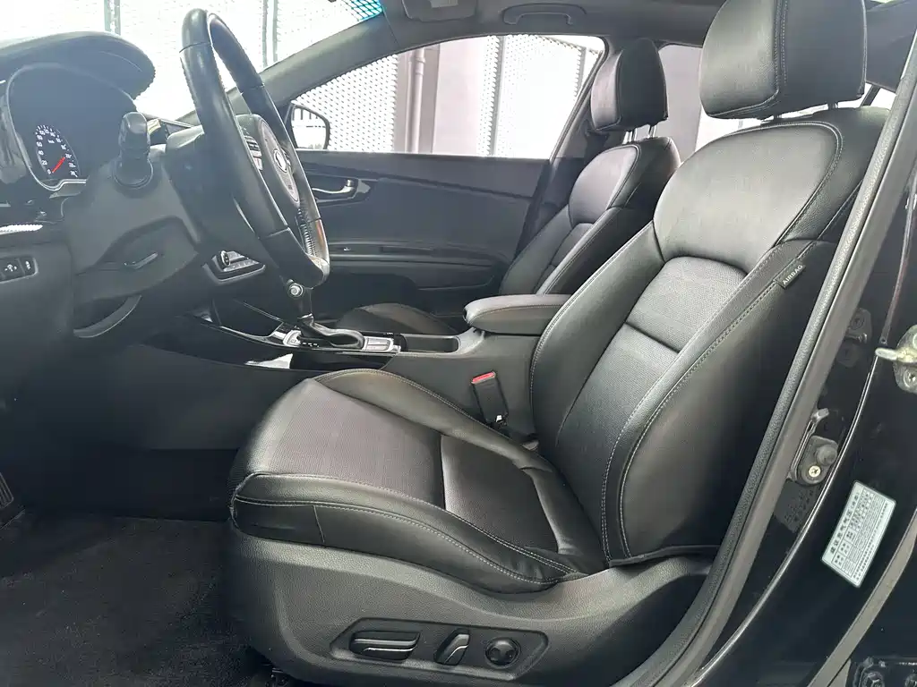 Kia K4 2015