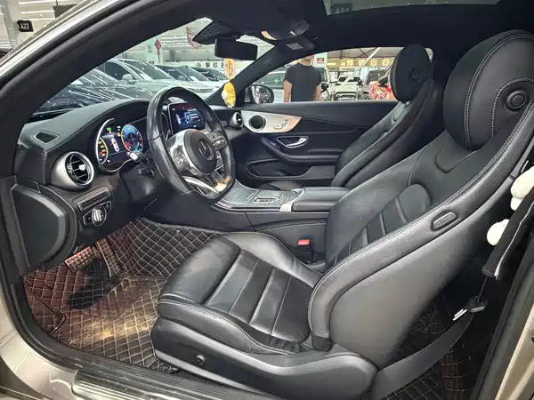 Mercedes-Benz C-Class 2019