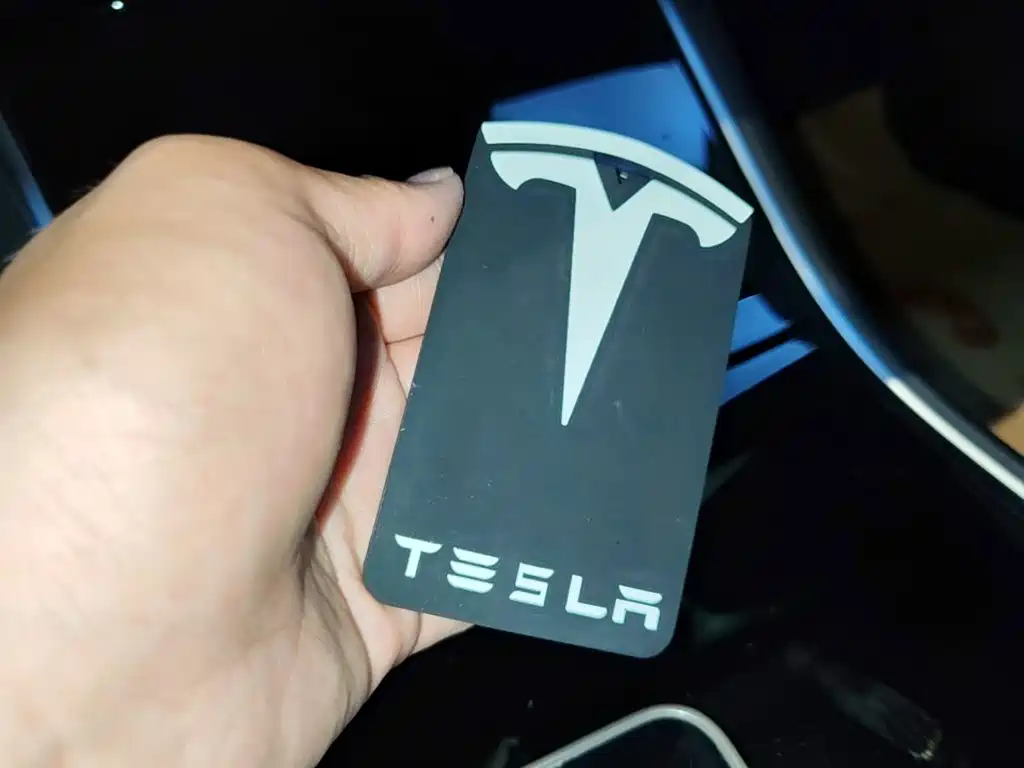 Tesla Model 3 2020 — фото 9