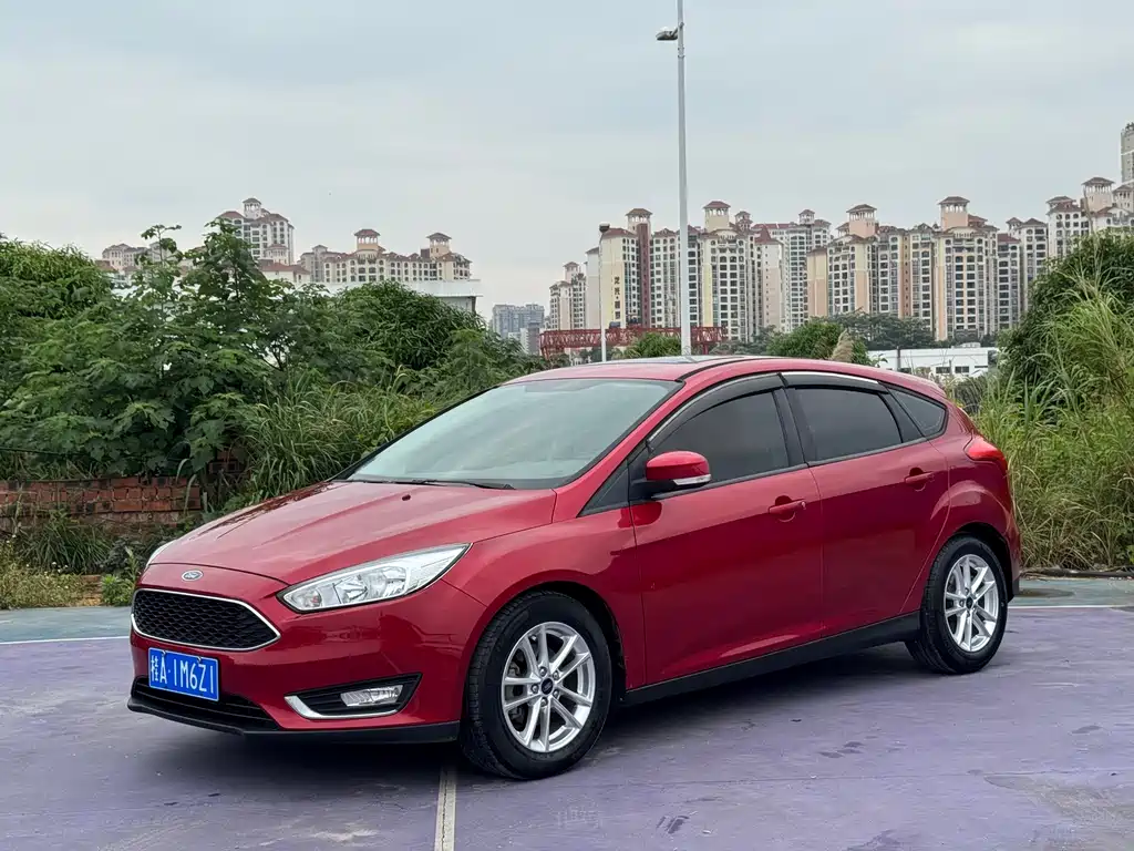 Ford Focus 2016 — фото 1