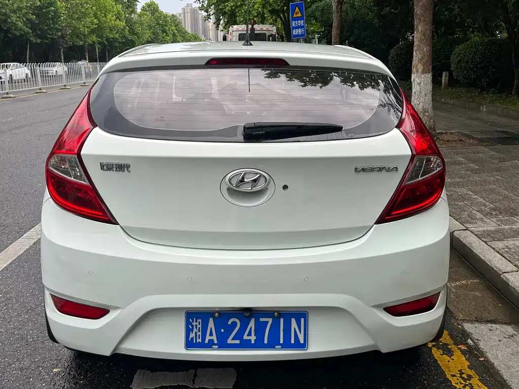 Hyundai Ruiyi 2015