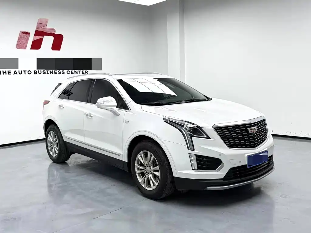 Cadillac XT5 2022 — фото 2