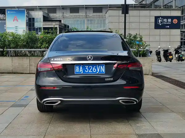 Mercedes-Benz E-Class 2023