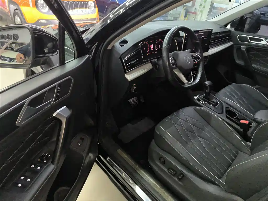 Volkswagen Tiguan L 2022 — фото 16