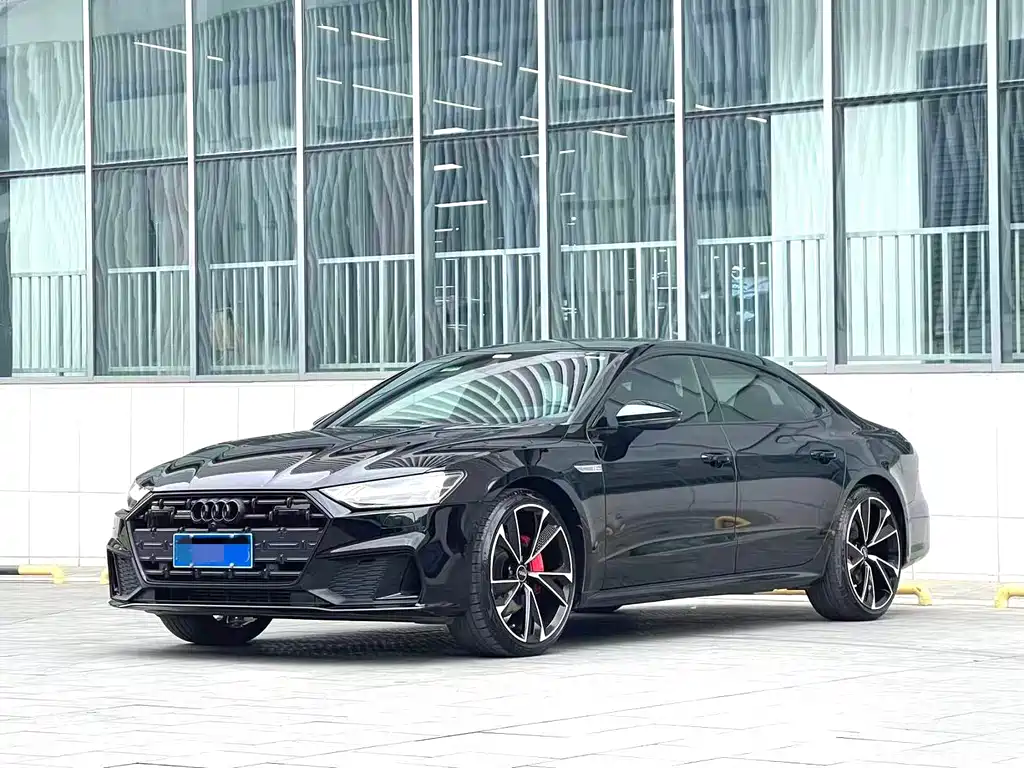 Audi A7L 2022 — фото 1