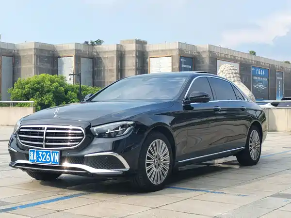 Mercedes-Benz E-Class 2023