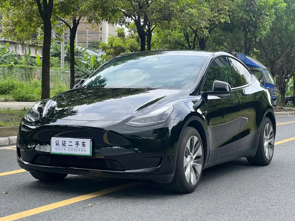 Tesla Model Y 2022 — фото 1