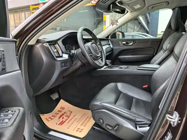 Volvo XC60 2019