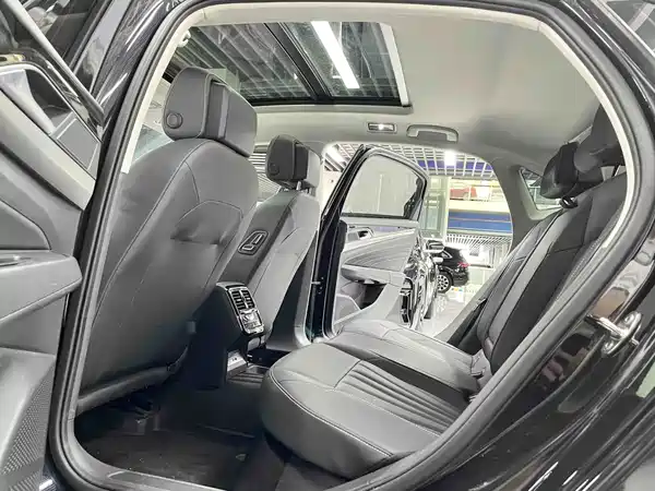 Volkswagen Passat 2024