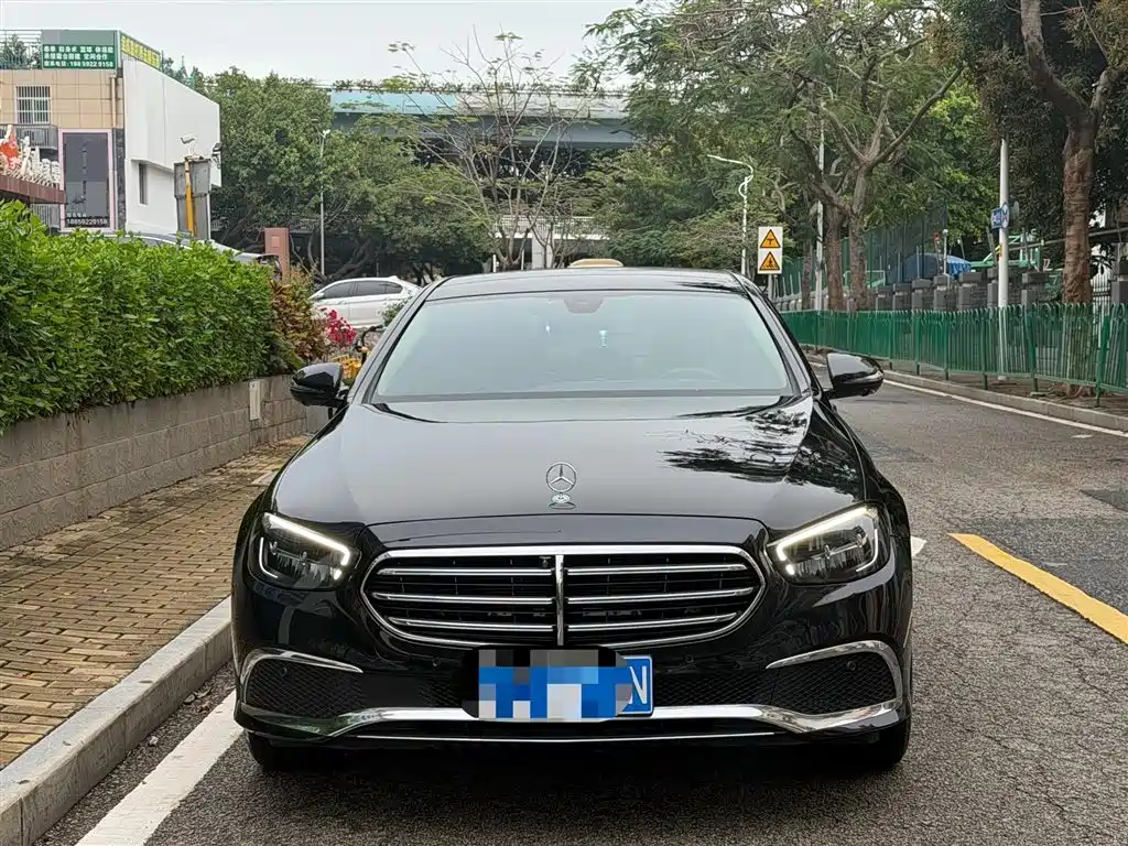 Mercedes-Benz E-Class 2022 — фото 2