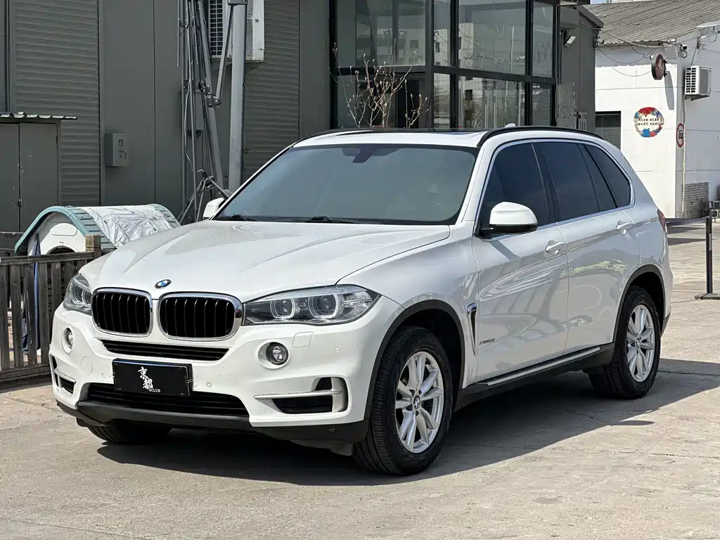 BMW X5 2015 — фото 1