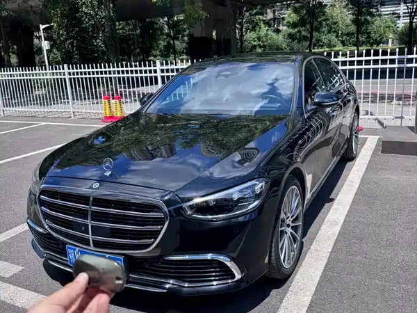 Mercedes-Benz S-Class 2023