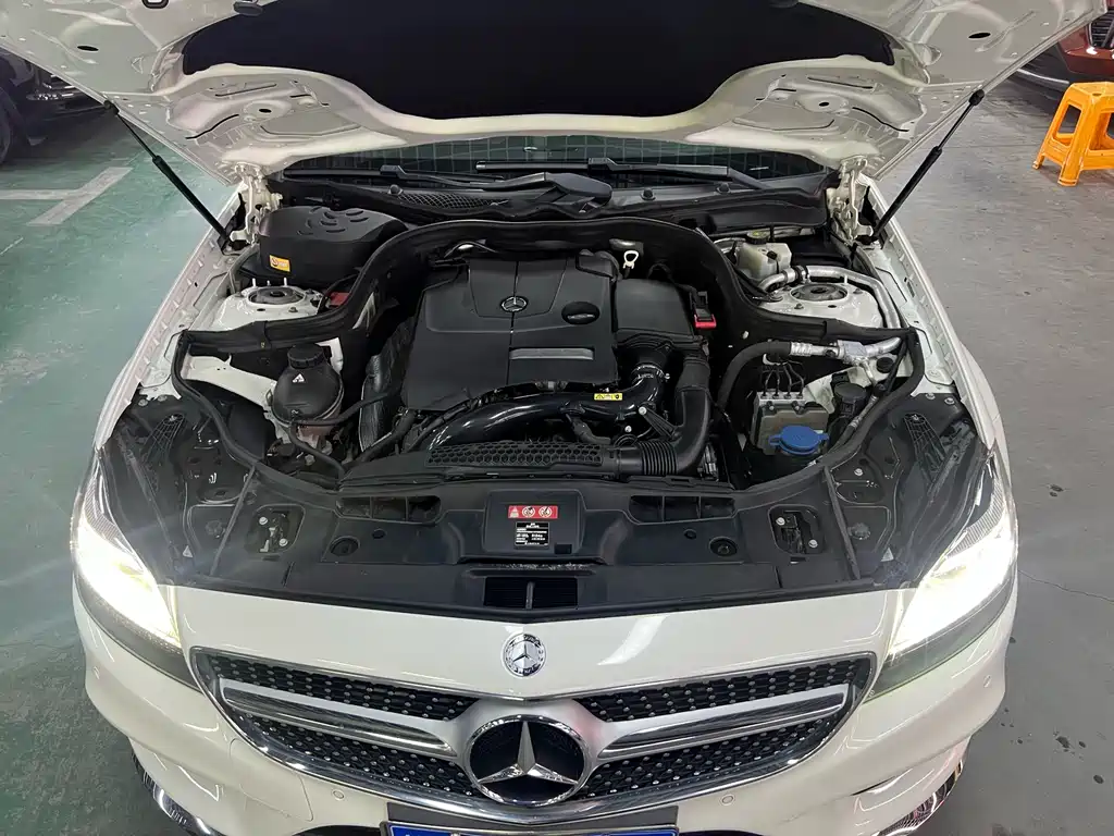 Mercedes-Benz CLS 2015 — фото 18