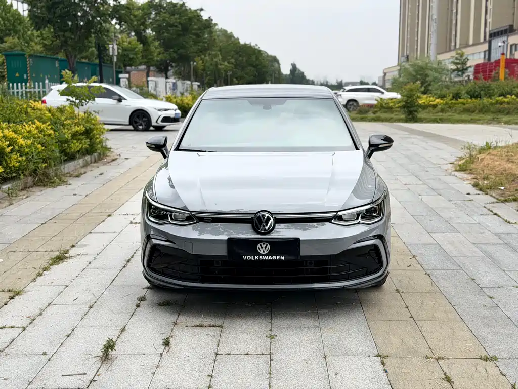 Volkswagen Golf 2022