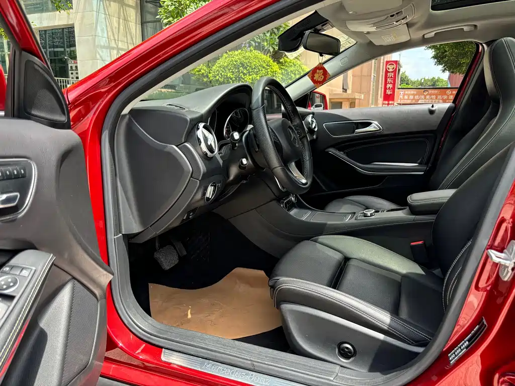 Mercedes-Benz GLA 2018 — фото 9