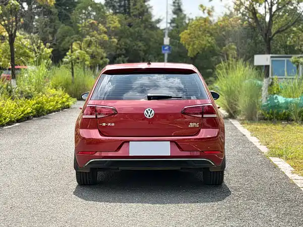 Volkswagen Golf 2020