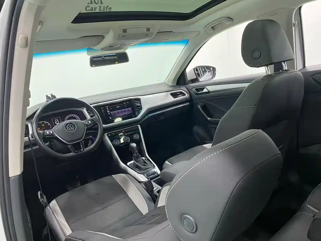 Volkswagen T-Roc 2021