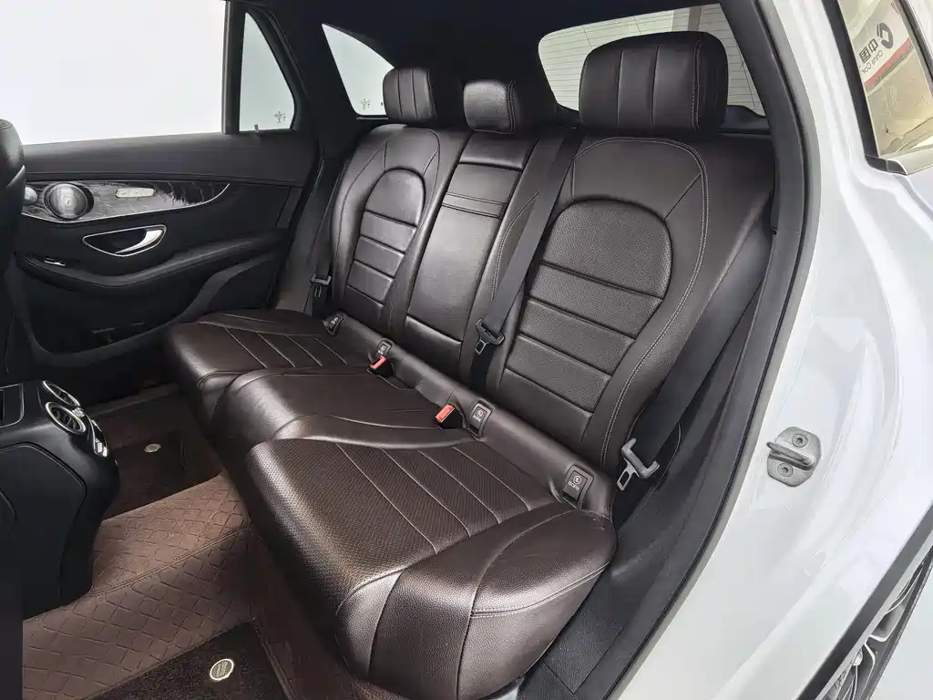 Mercedes-Benz GLC 2020 — фото 14