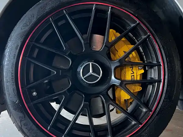 Mercedes-Benz C-Class 2023