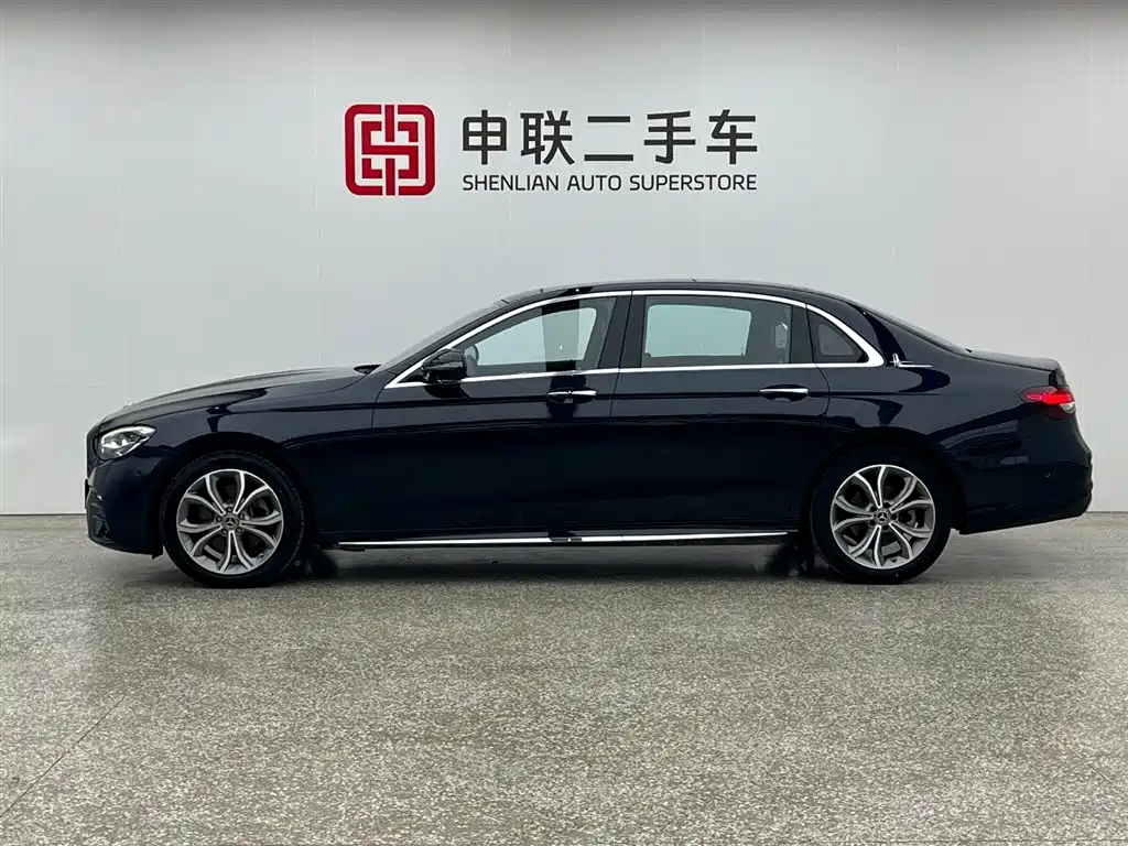 Mercedes-Benz E-Class 2023 — фото 4