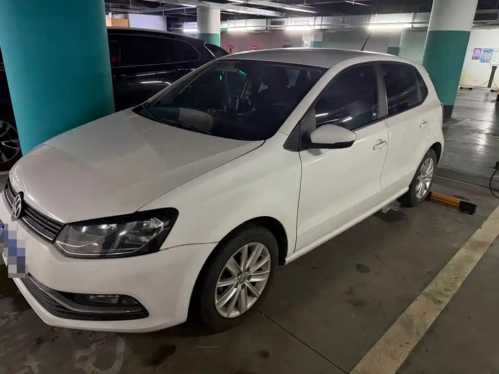 Volkswagen Polo 2016 — фото 1