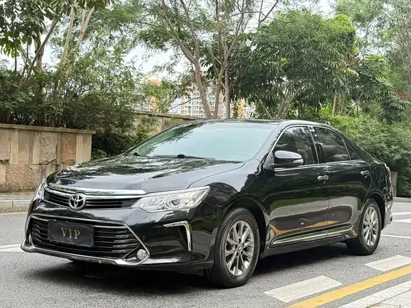 Toyota Camry 2016