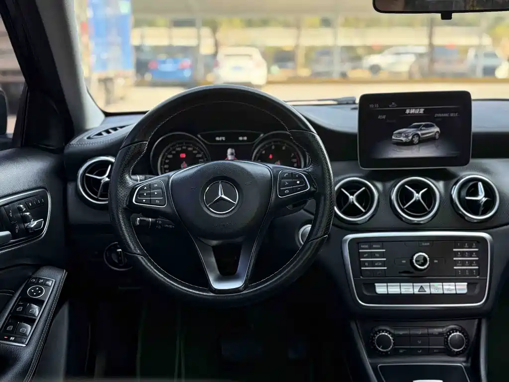 Mercedes-Benz GLA 2018 — фото 12