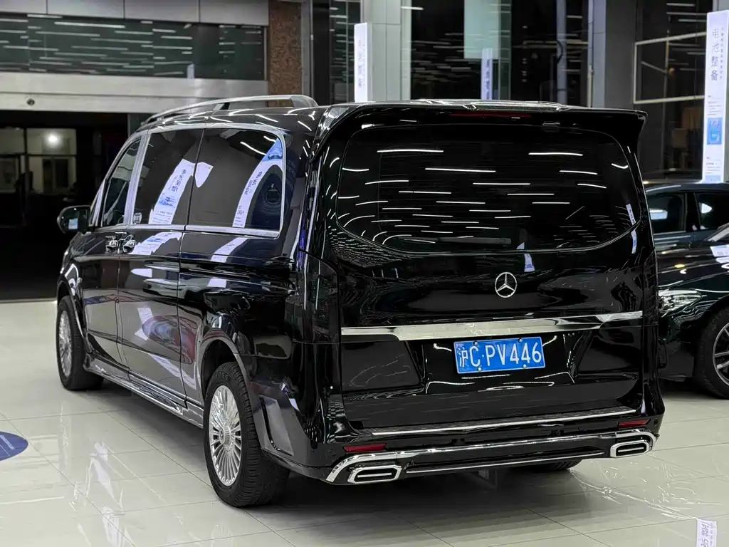 Mercedes-Benz Vito 2022 — фото 9